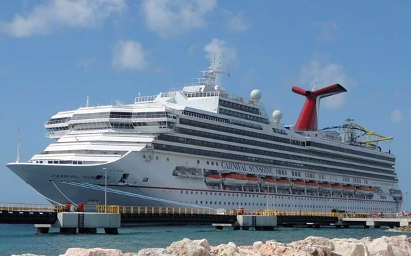 carnival-sunshine-cruise-ship-ccl-schedule-in-port_0